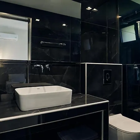 Villa Mouzaki's Stone Volímai