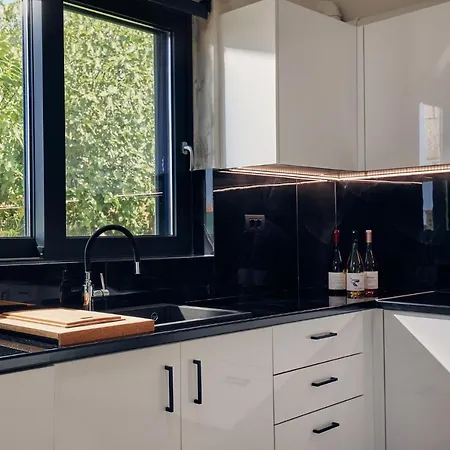 Mouzaki's Stone * Volímai