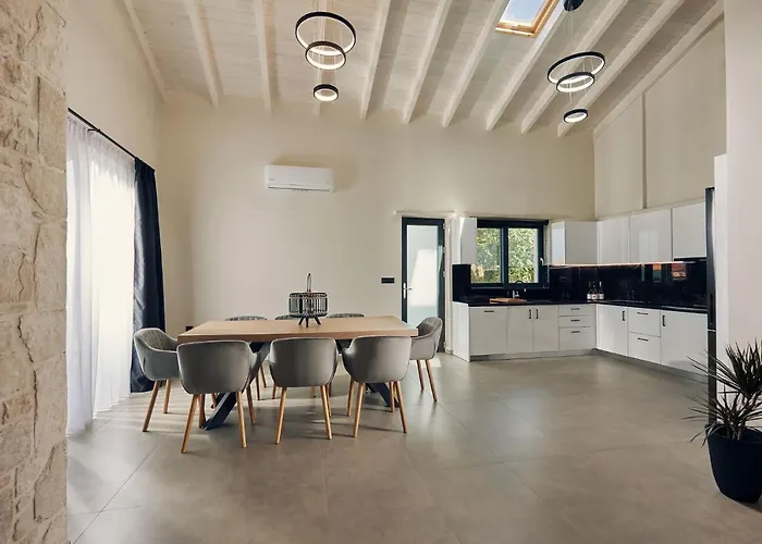 Mouzaki's Stone ヴィラ *