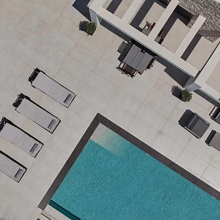 Mouzaki's Stone Volímesz